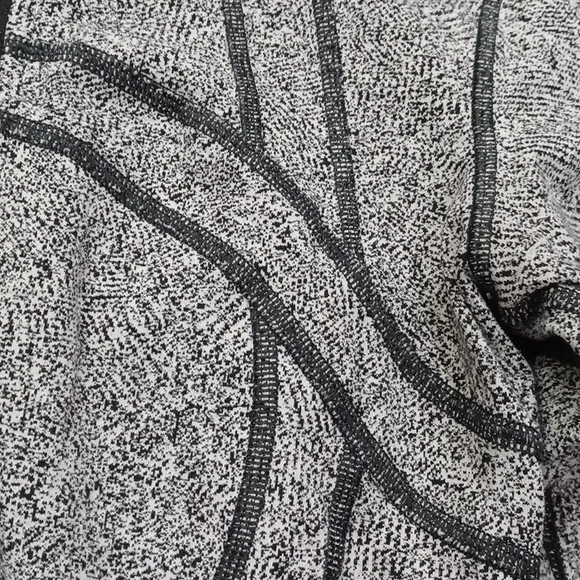 Lululemon Define Jacket - Picture 3 of 7